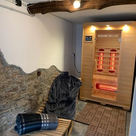 Ritterstube - Eifelstuben Mit Charme, Naehe Und Burg, Aussergewoehnlich, Vulkaneifel بيت للعطل