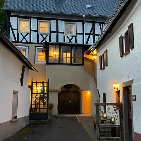 Σπίτι διακοπών Ritterstube - Eifelstuben Mit Charme, Naehe Und Burg, Aussergewoehnlich, Vulkaneifel
