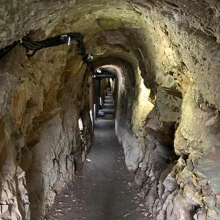 Ritterstube - Eifelstuben Mit Charme, Naehe Und Burg, Aussergewoehnlich, Vulkaneifel
