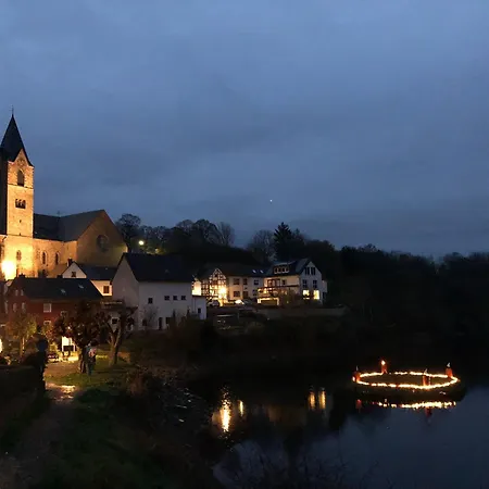 Ritterstube - Eifelstube Mit Charme, Außergewöhnliches Ferienhaus Ulmen