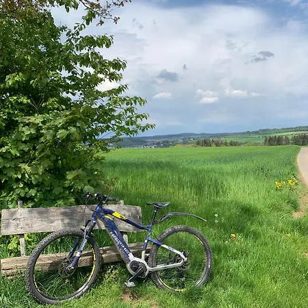 Ritterstube - Eifelstuben Mit Charme, Naehe Und Burg, Aussergewoehnlich, Vulkaneifel
