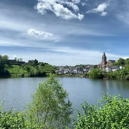 Ritterstube - Eifelstuben Mit Charme, Naehe Und Burg, Aussergewoehnlich, Vulkaneifel