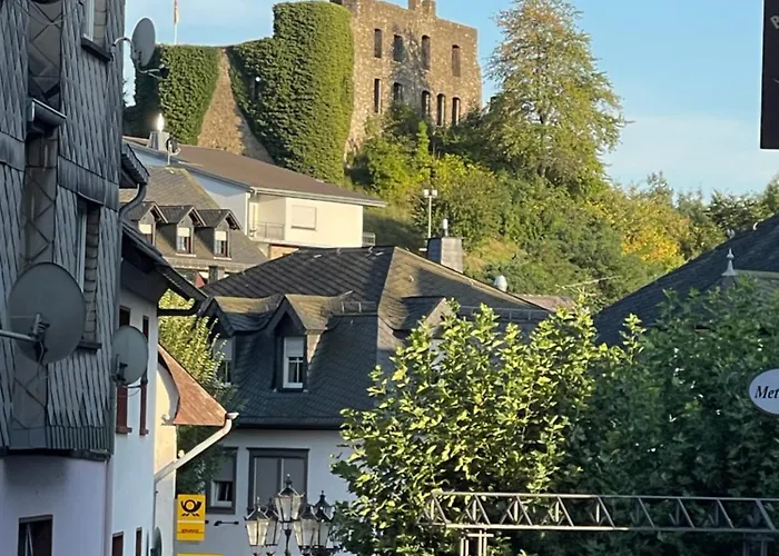Ritterstube - Eifelstuben Mit Charme, Naehe Und Burg, Aussergewoehnlich, Vulkaneifel *
