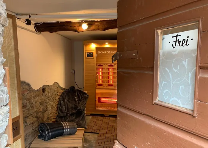 Ritterstube - Eifelstuben Mit Charme, Naehe Und Burg, Aussergewoehnlich, Vulkaneifel *